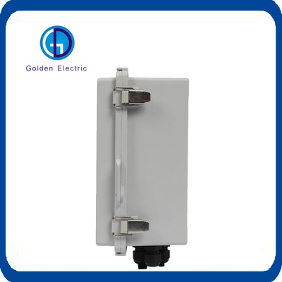 DC 500V Cài đặt ngoài trời Solar PV Combiner Box Để bảo vệ chống kết nối