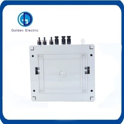 Plastik DC Güneş PV Kombiner Kutusu 550V 4input 1output PV Kutusu İzleme ile