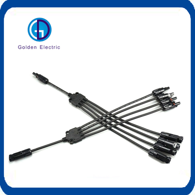 4 입력 1 출력 연결 장치와 가닥 케이블 UL94V-0 화염 클래스 및 높은 전력
