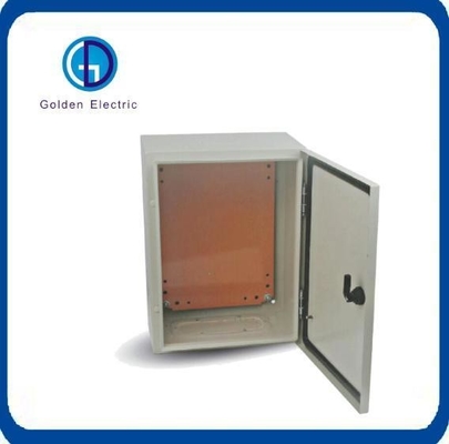 IP66 Su geçirmez güç dağıtım kutusu Plexiglass Kapısı ile ISO9001 2000 Sertifikasyonu