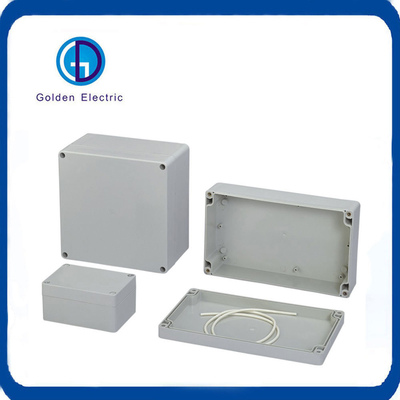 Buen precio Caja de unión de plástico impermeable con certificación ISO y requisitos personalizados en línea