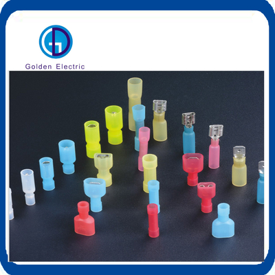 Harga yang bagus E-12 Series Nylon Sheath Isolated Male and Female Disconnector untuk tegangan nominal 415V on line