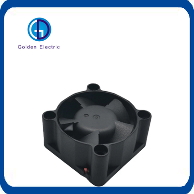 Su geçirmez fırçasız DC Aksyal Soğutma Ventilatörü Siyah 24G Düzenlenebilir Hızla