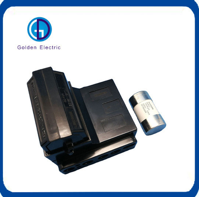 Harga yang bagus 400VAC Plastik Waterproof 100 Amp Cut Out Fuse untuk sistem tegangan rendah on line